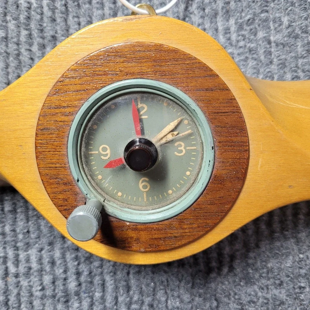 Vintage Wooden Propeller Wind-Up Snyder Aicraft Clock Prop Wall Decor WORKS‎ 26